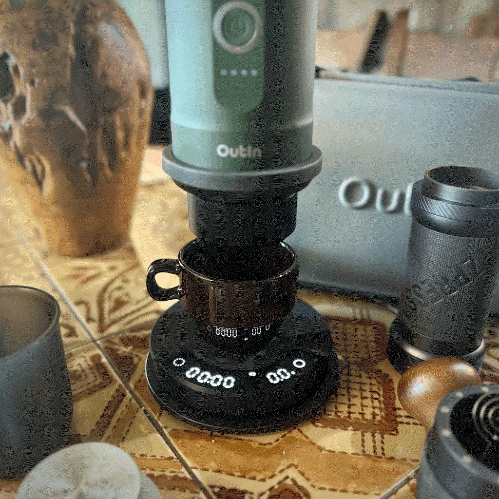 OUTIN Universal Supporto Caffe in Alluminio Regolabile